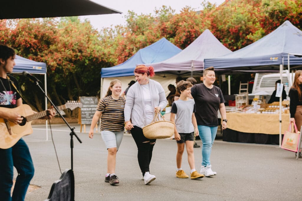 Family at Albury Wodonga Farmers Market